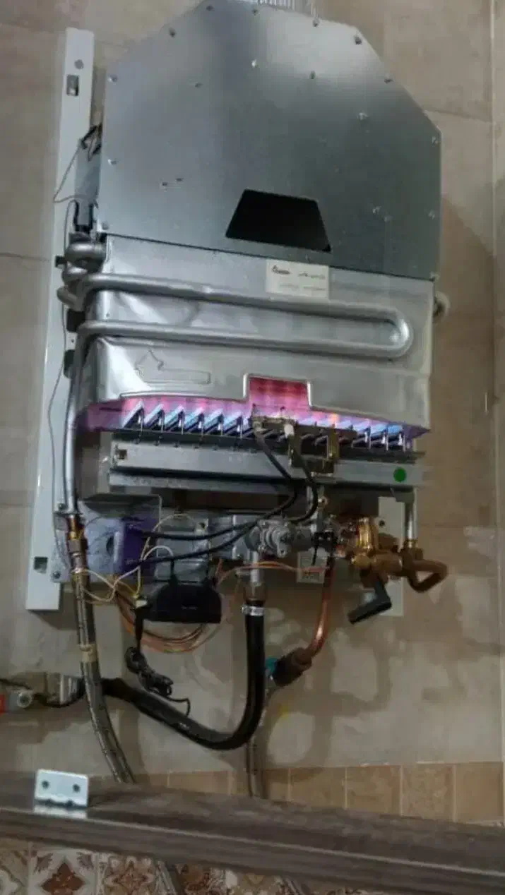 نصاب تعمیر تعمیر کار تعمیرات آبگرمکن و پمپ لوله کش|خدمات پیشه و مهارت|مسجد سلیمان, |دیوار