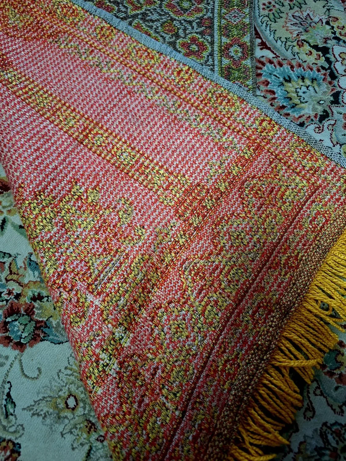 سجاده عتیقه|کلکسیون اشیاء عتیقه|نیشابور, بنیاد شهید|دیوار