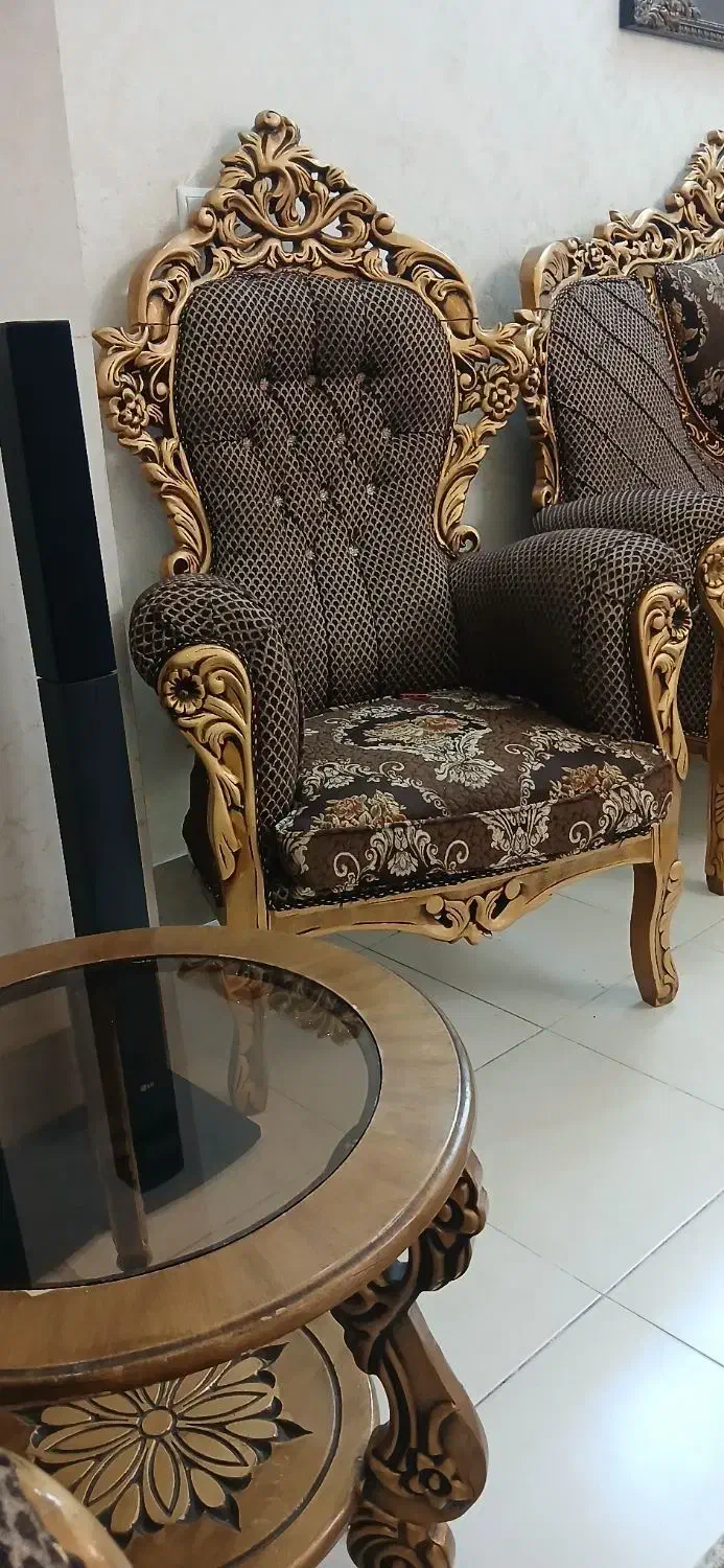 مبل ۹نفره|مبلمان خانگی و میز عسلی|فولادشهر, C3|دیوار