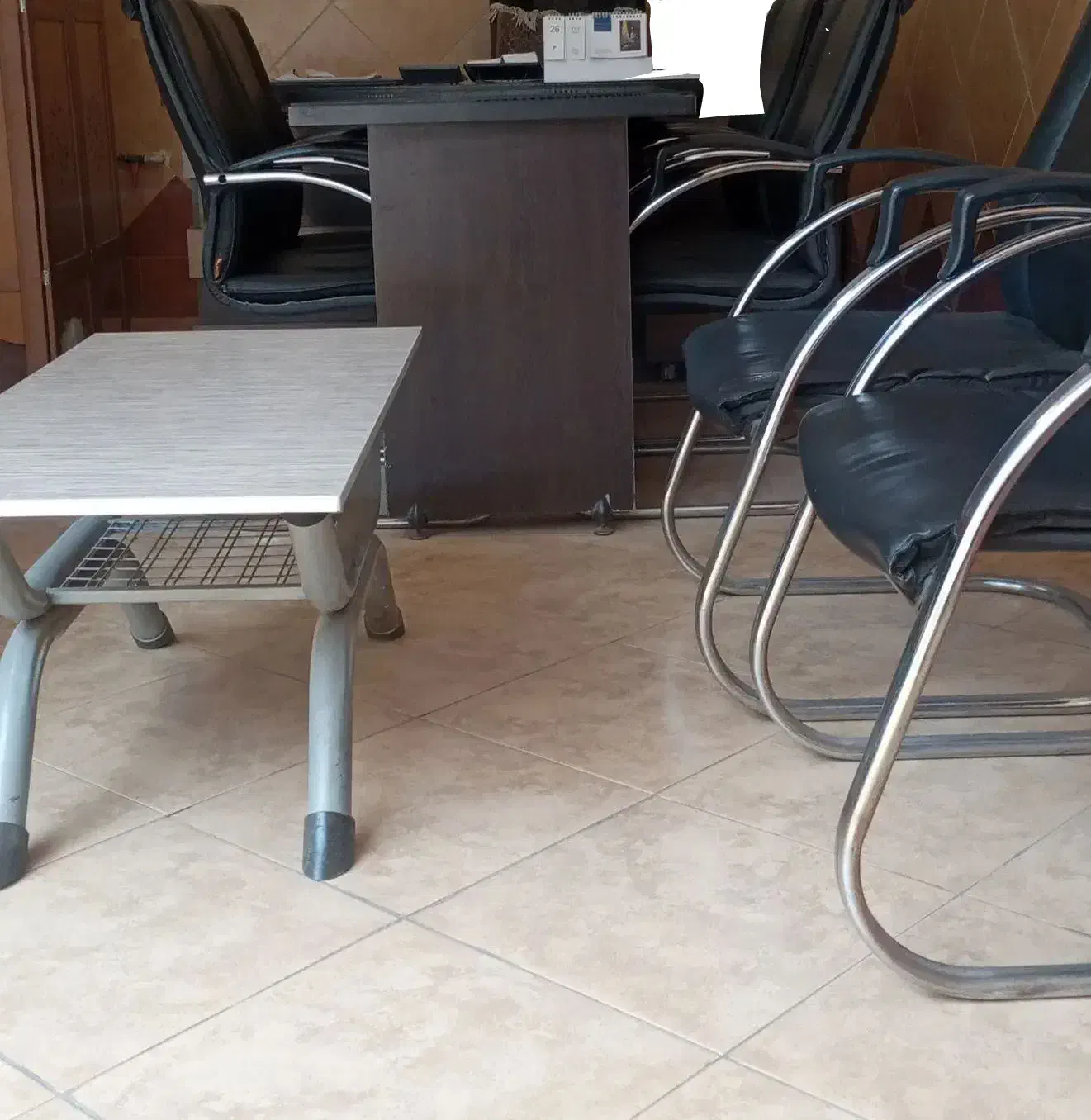 میز مدیریت و صندلی|مبلمان اداری|قرچک, باقرآباد|دیوار