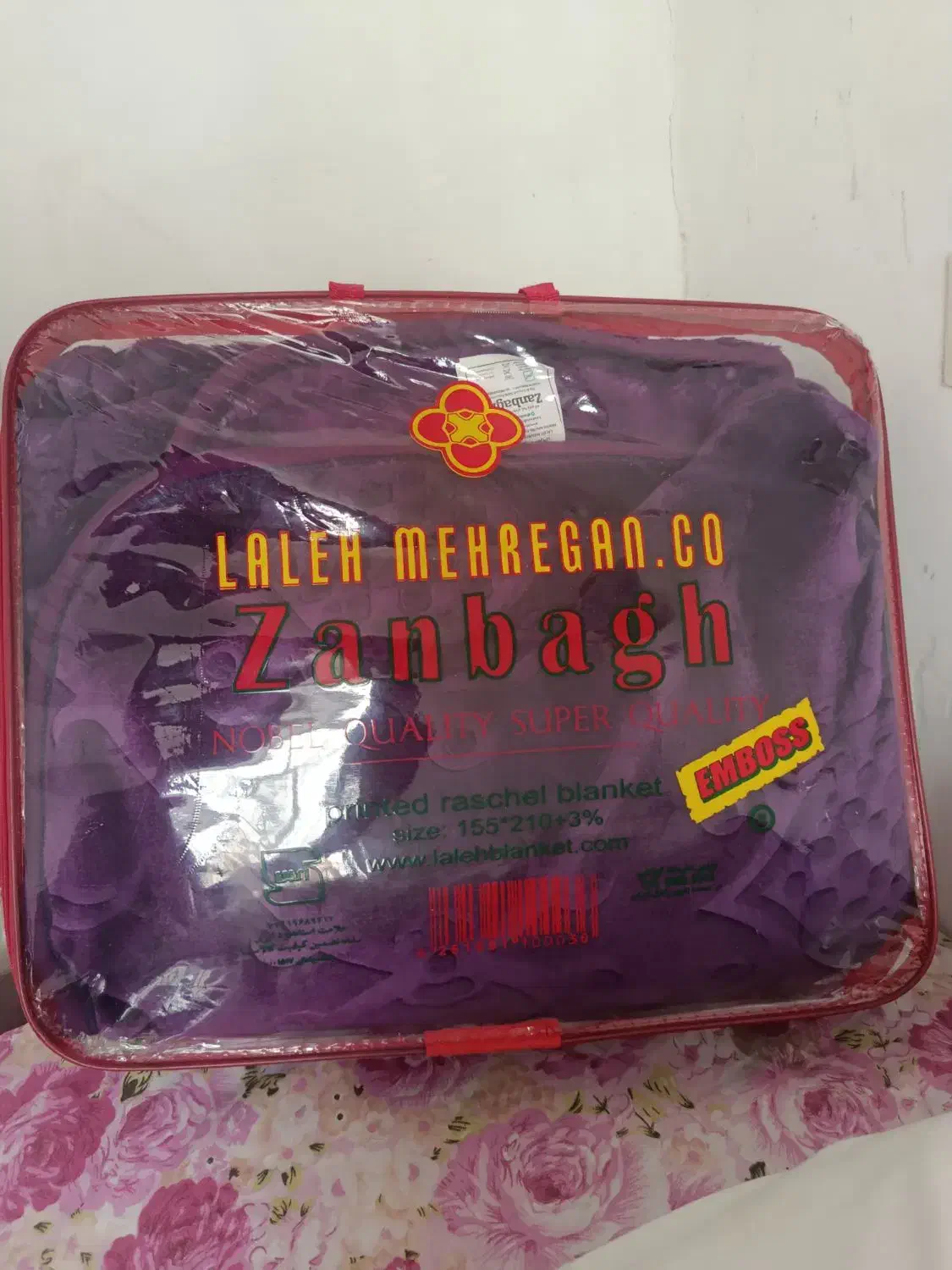 پتو گلبافت جنس خیلی عالی زخیم تک نفر بزرگ|رختخواب، بالش، پتو|سبزوار, ایزی شهر|دیوار