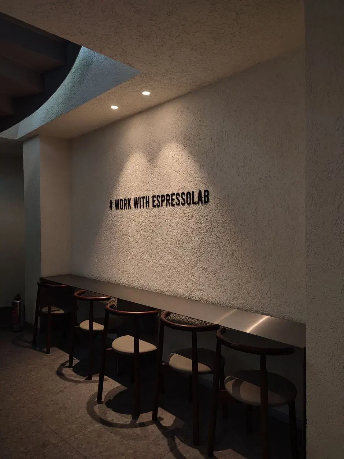 اجرای تخصصی میکروسمنت|خدمات پیشه و مهارت|بندرعباس, |دیوار