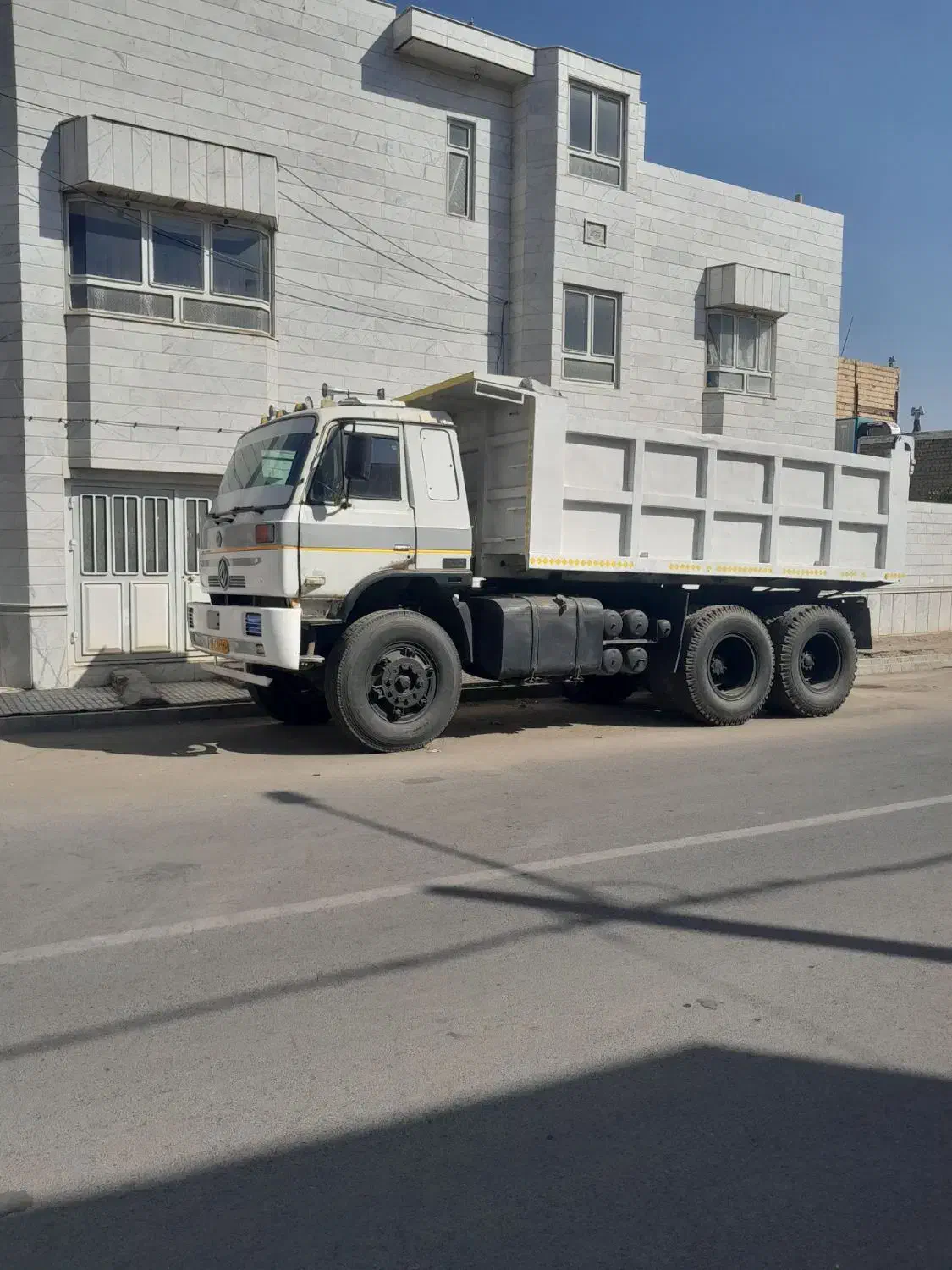 کامیون کمپرسی ده چرخ تی سیصد|خودرو سنگین|تربت‌حیدریه, کاشانی|دیوار