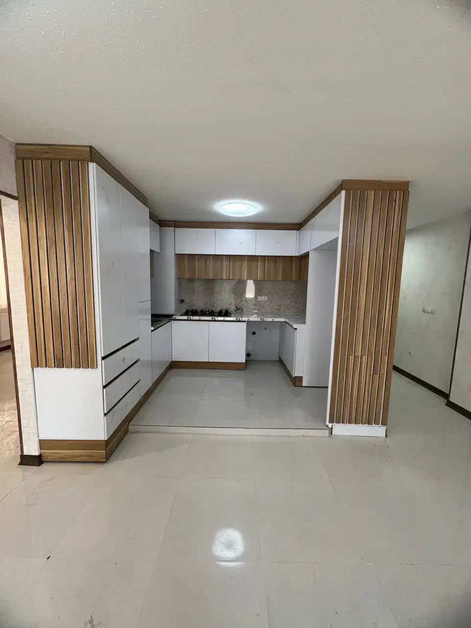 مسکن مهر ۲خواب فاز یک صدرا مجتمع ارژن|فروش آپارتمان|صدرا-فارس, فاز ۱|دیوار