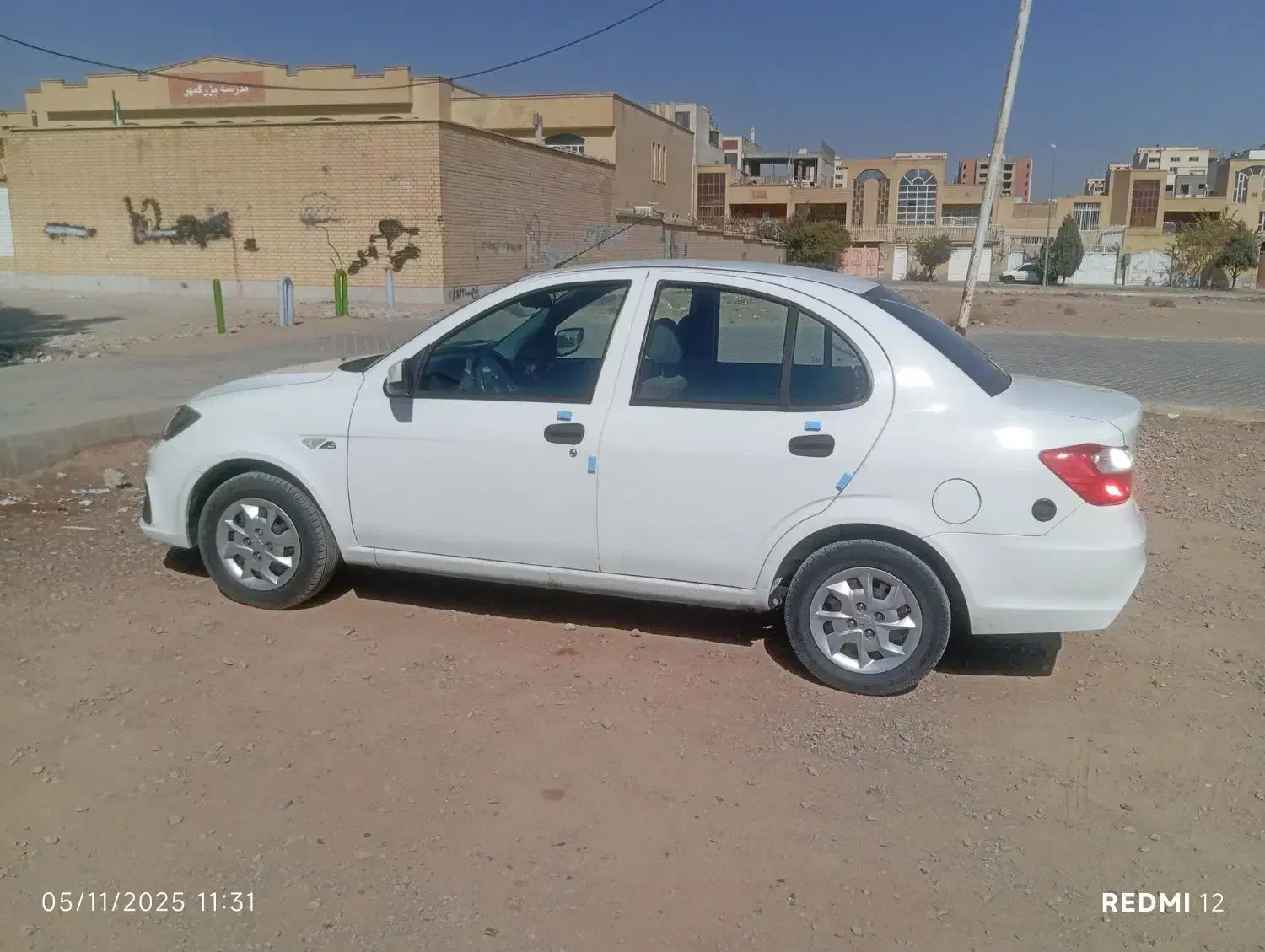 ساینا 1402 بدون رنگ دوگانه فابریک|خودرو سواری و وانت|پیر بکران, |دیوار