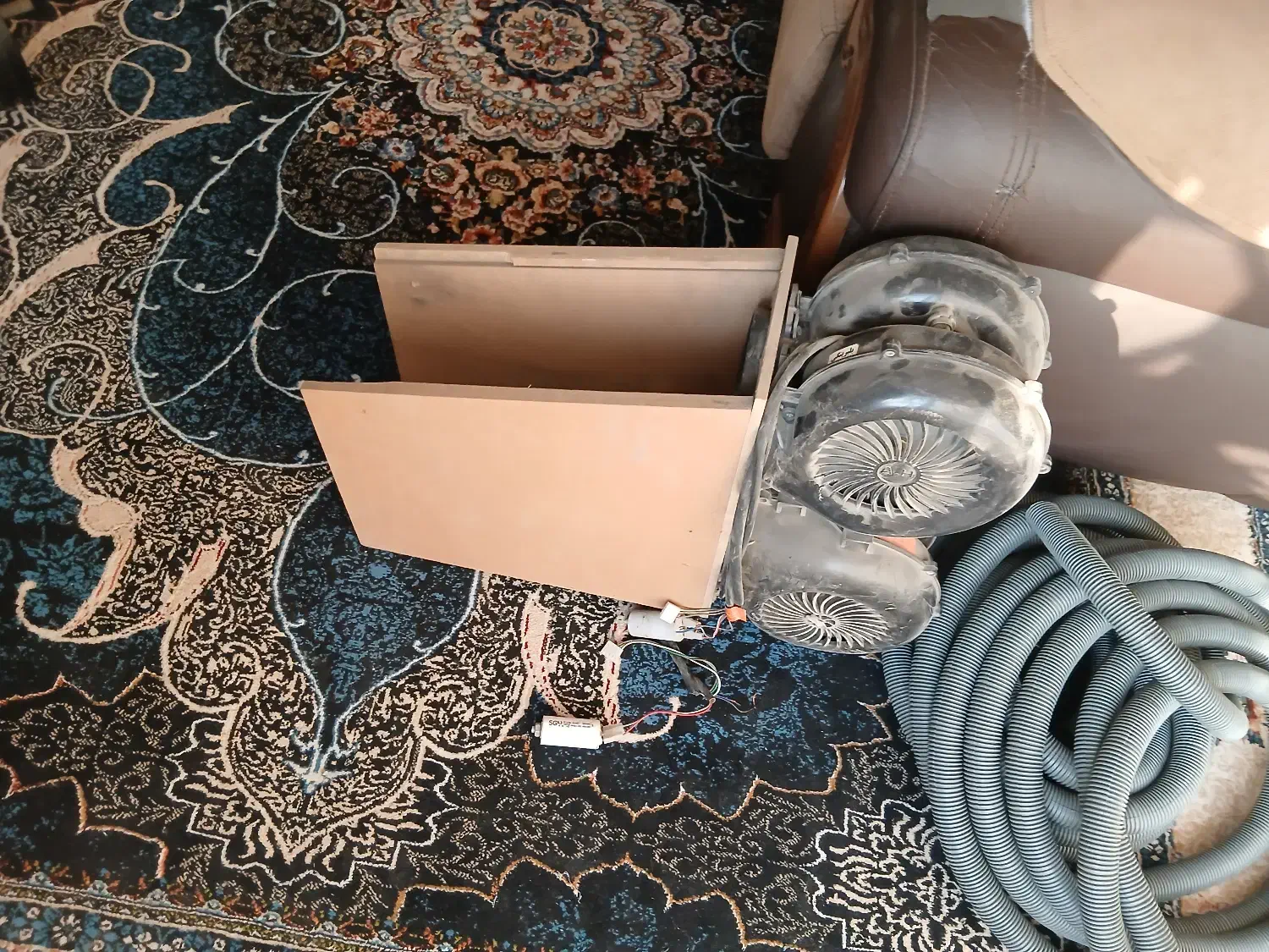 دو عدد فن هلزونی و باکس بشرط سالم|قطعات و لوازم جانبی رایانه|اهواز, کیانپارس |دیوار