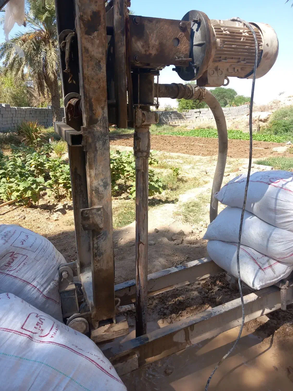 حفرچاه آب آب آب آب|خدمات پیشه و مهارت|شوش, |دیوار