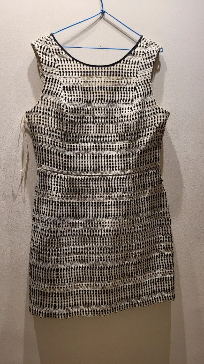 پیراهن مجلسی|لباس|مشهد, سجاد شهر|دیوار