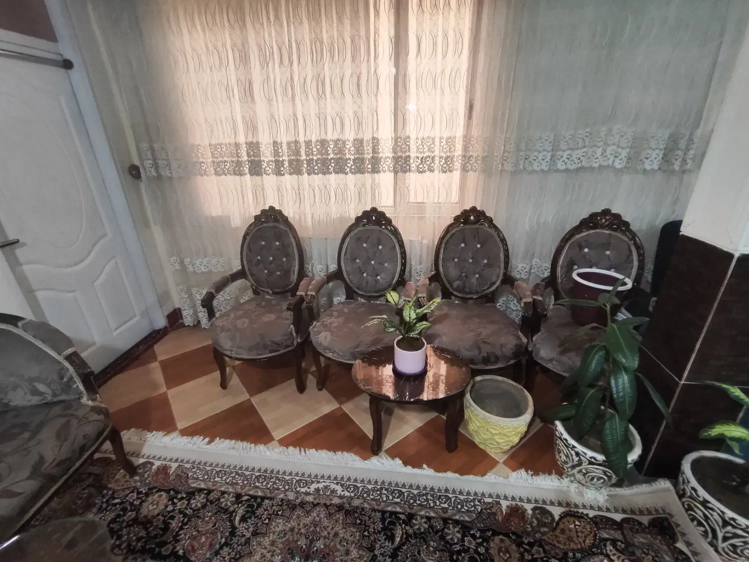 مبل ۹ نفره سلطنتی|مبلمان خانگی و میز عسلی|همدان, |دیوار