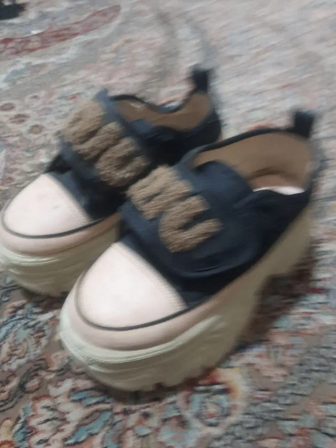 کفش وپالتو|کفش و لباس بچه|گنبد کاووس, |دیوار