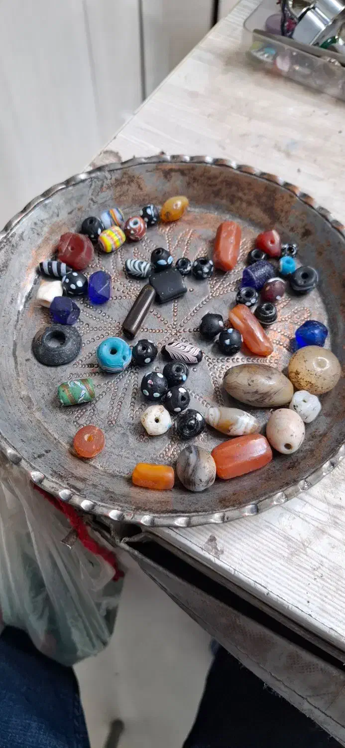 خریدوفروش انواع مهره های کهنه ونشان وخط وتسبیح|کلکسیون اشیاء عتیقه|بیرجند, |دیوار