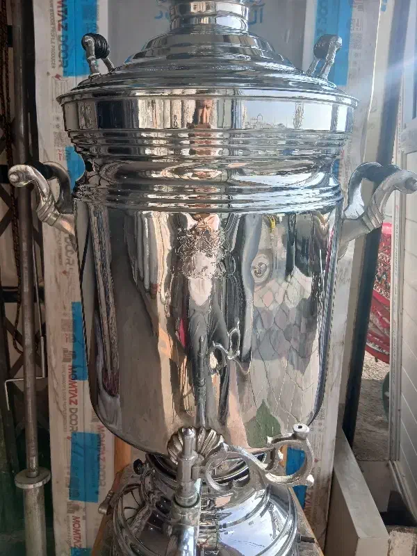 دو عدد سماور بزرگ مجلسی گازی و نفتی|سماور، چایساز، قهوهساز|نسیمشهر, |دیوار