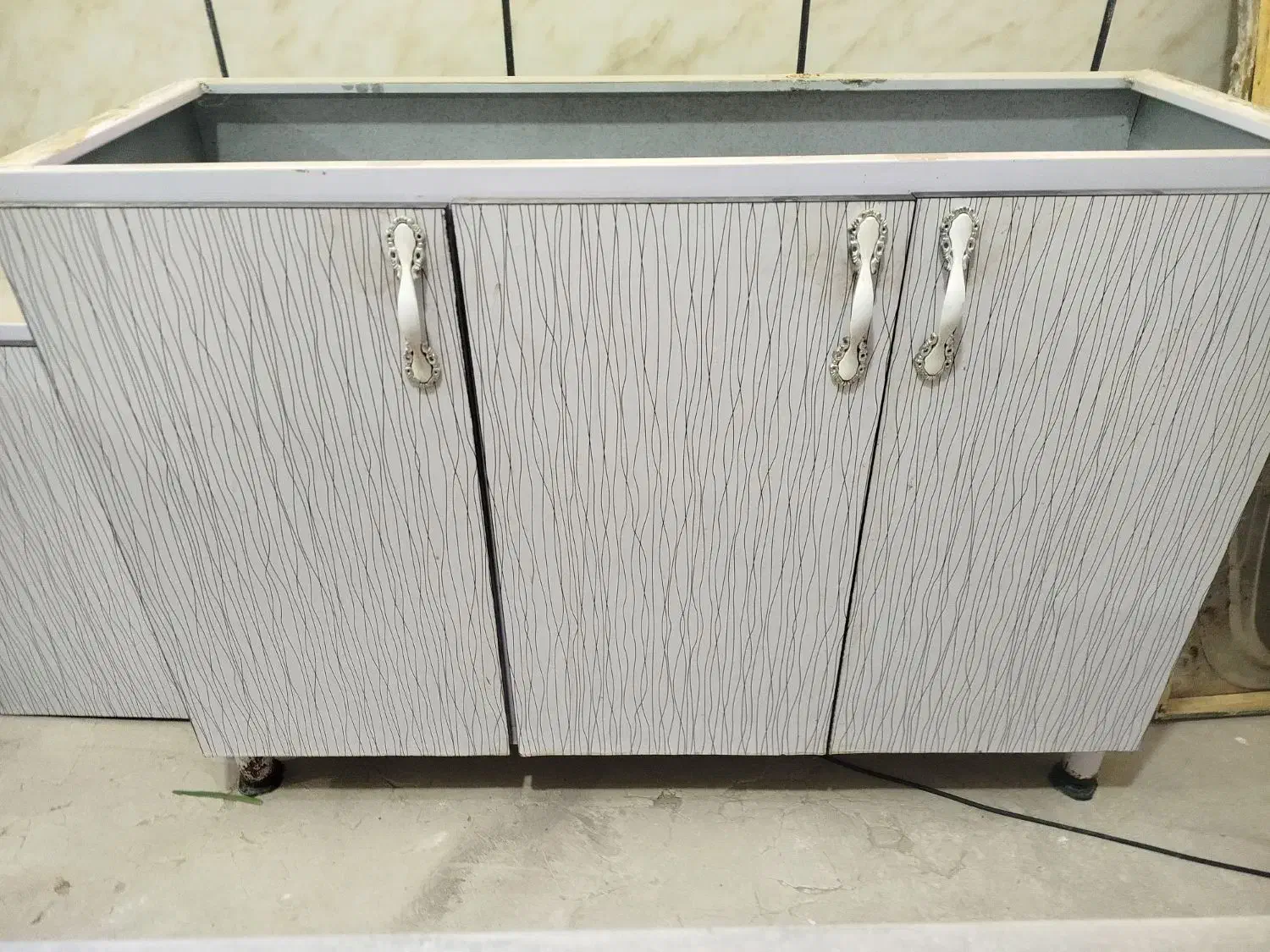 کابینت|مصالح و تجهیزات ساختمان|کبودرآهنگ, |دیوار