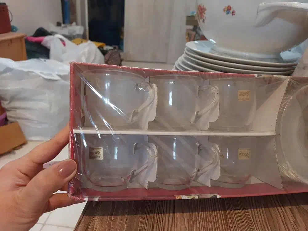 فنجان نعلبکی کریستال|ظروف سرو و پذیرایی|رشت, جانبازان|دیوار