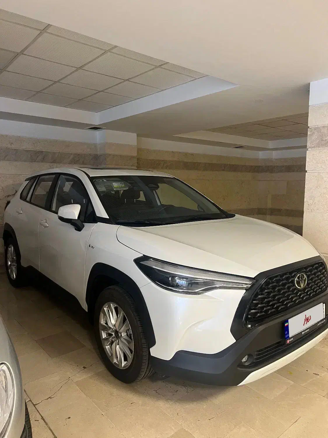 تویوتا کرولا کراس فول ۲۰۲۴|خودرو سواری و وانت|تهران, امانیه|دیوار