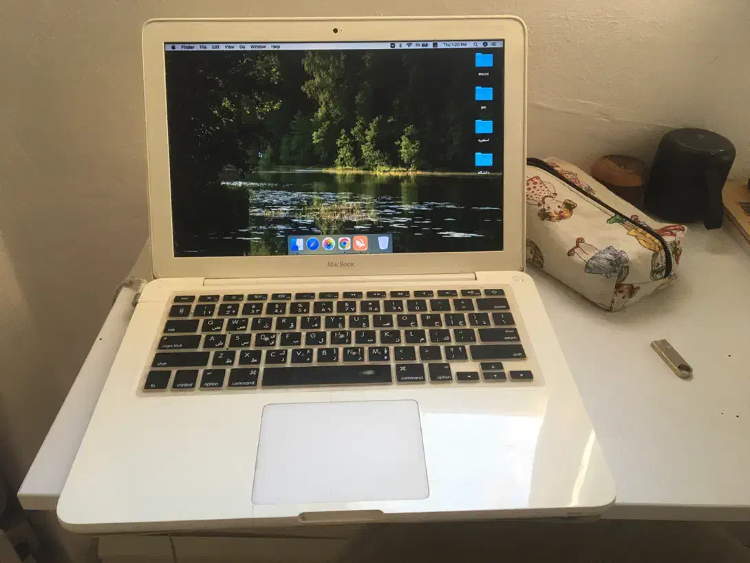 مک‌ بوک اپل ۲۰۰۹ (لب تاب)|رایانه همراه|کرج, حصارک بالا|دیوار