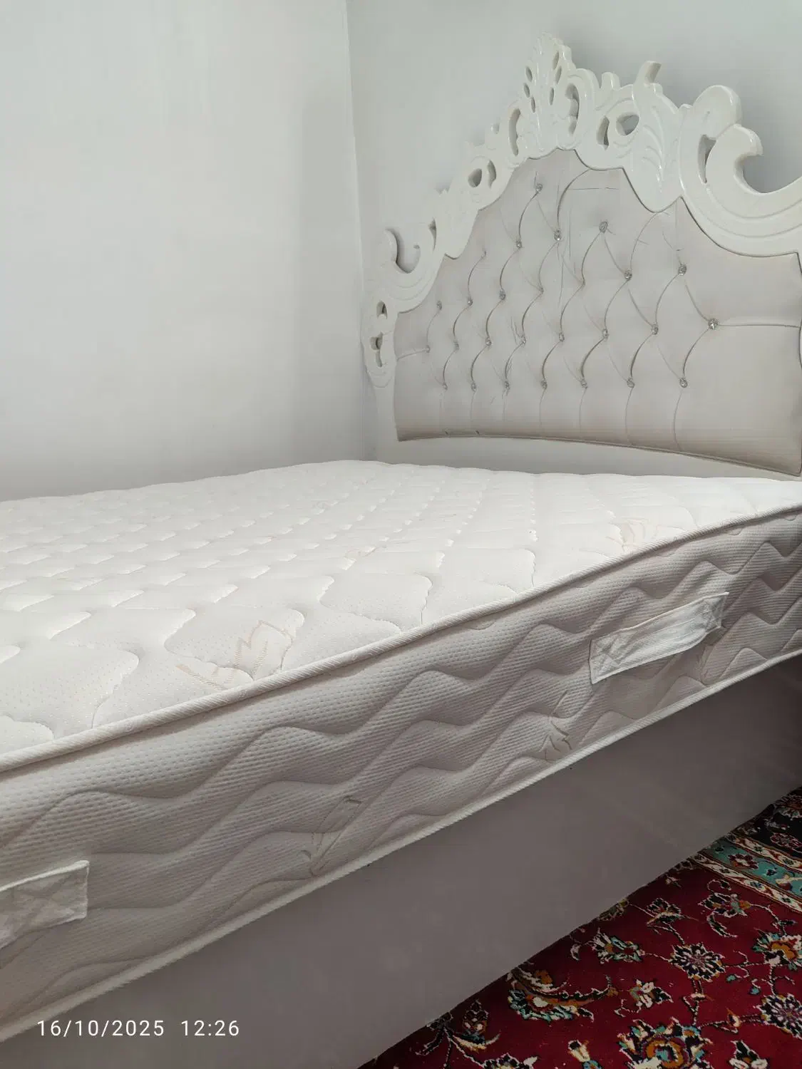 سرویس خواب دو نفره|تخت و سرویس خواب|قم, امامزاده ابراهیم|دیوار