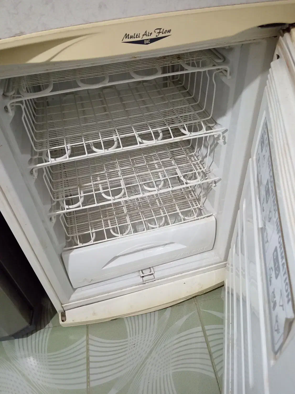 یخچال و فریزر|یخچال و فریزر|نیشابور, شهرک رسولی|دیوار