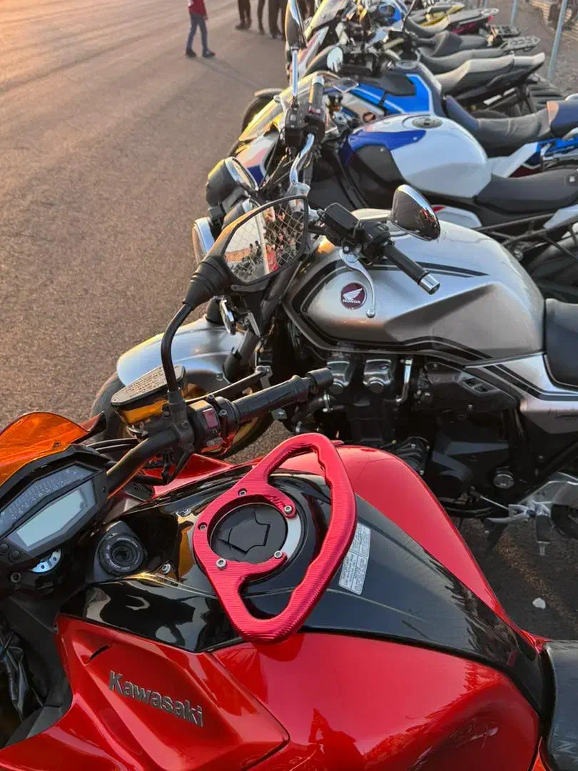 موتور سنگین کاوازکی Z1000|موتورسیکلت|یزد, |دیوار