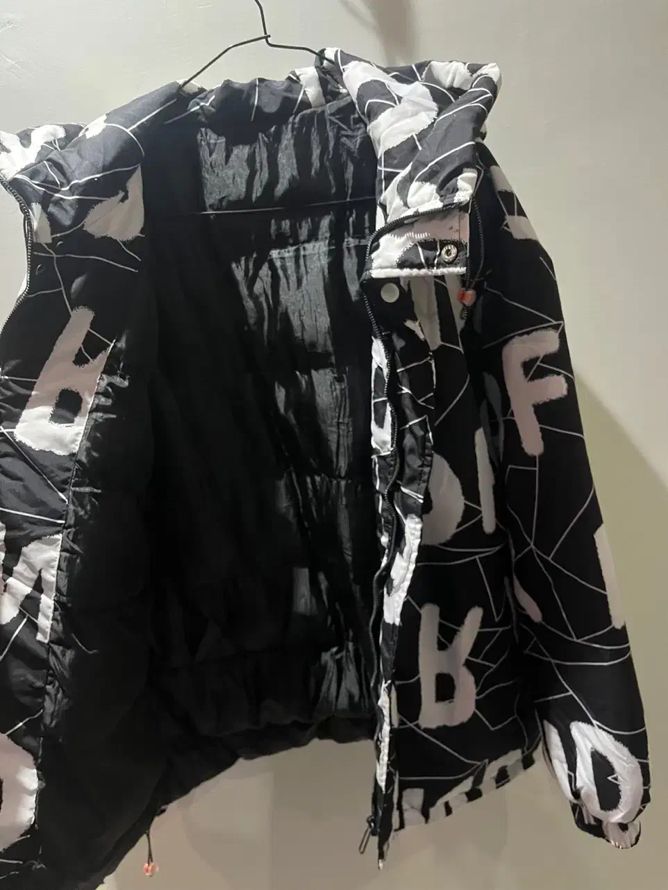 کاپشن مردانه|لباس|تهران, آبشار تهران (دریاچه)|دیوار