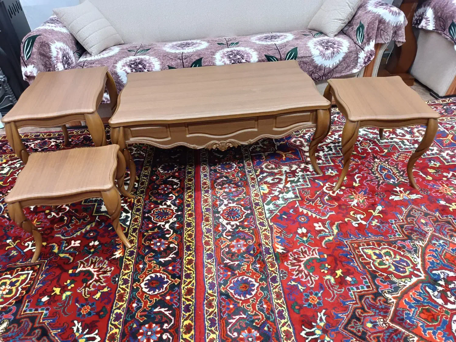 جلو مبلی چوبی درحد|مبلمان خانگی و میز عسلی|مرند, |دیوار