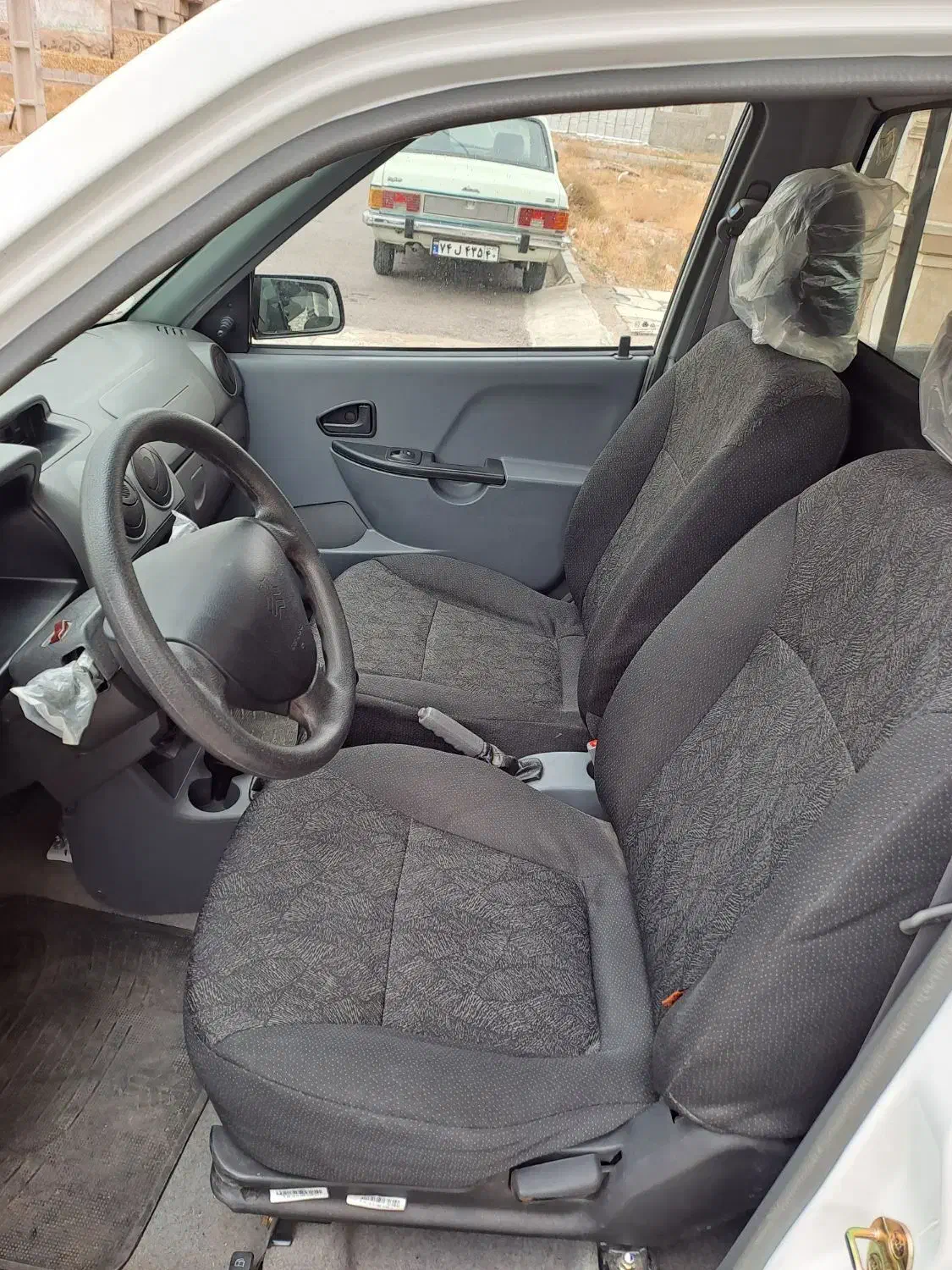 پراید وانت ۱۵۱ مدل ۴۰۲ کارکرد ده هزارتا بی رنگ|خودرو سواری و وانت|تاکستان, |دیوار