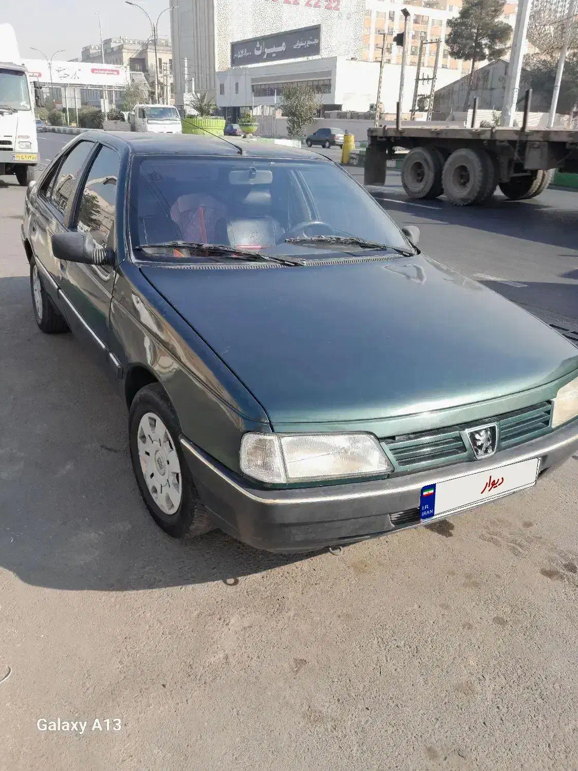 پژو ۴۰۵ مدل ۸۱ انژکتور|خودرو سواری و وانت|ری, شهید بهشتی|دیوار