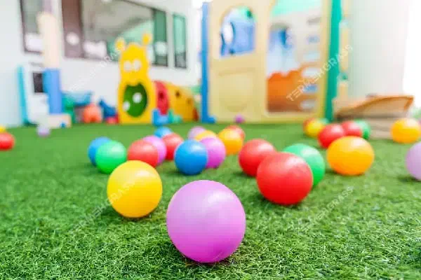 چمن مصنوعی مدارس و مهدکودک|خدمات باغبانی و درختکاری|مشهد, جانباز|دیوار