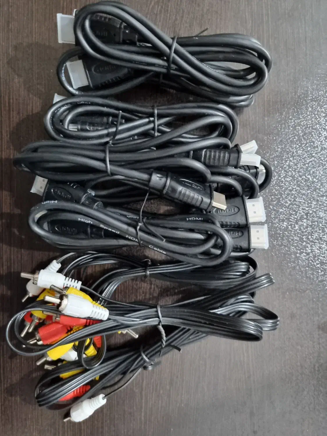 کابل HDMI و R3|قطعات و لوازم جانبی رایانه|رشت, نیروی دریایی|دیوار