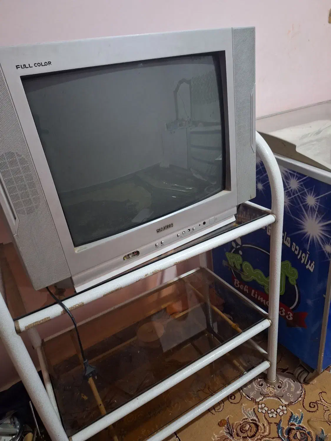 تلویزیون و زیر تلویزیونی   21اینچ|تلویزیون و پروژکتور|ایذه, |دیوار