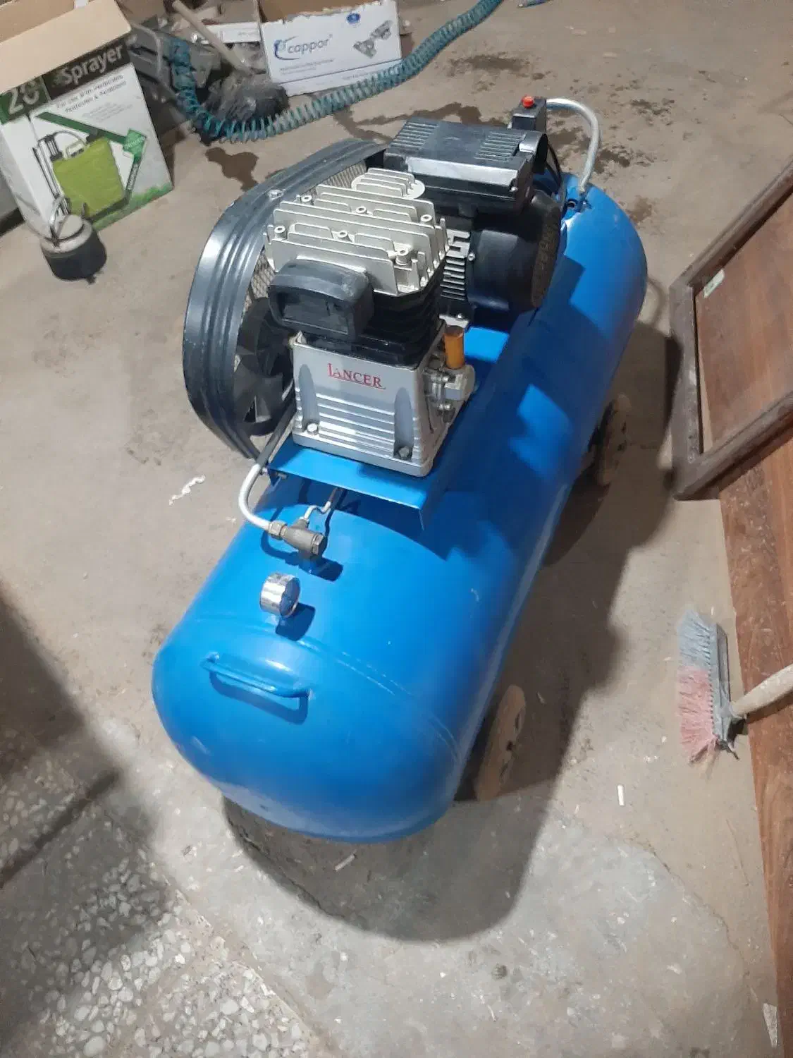 پمپ باد ۲۵۰ تایی|ابزارآلات|اصفهان, ارغوانیه|دیوار