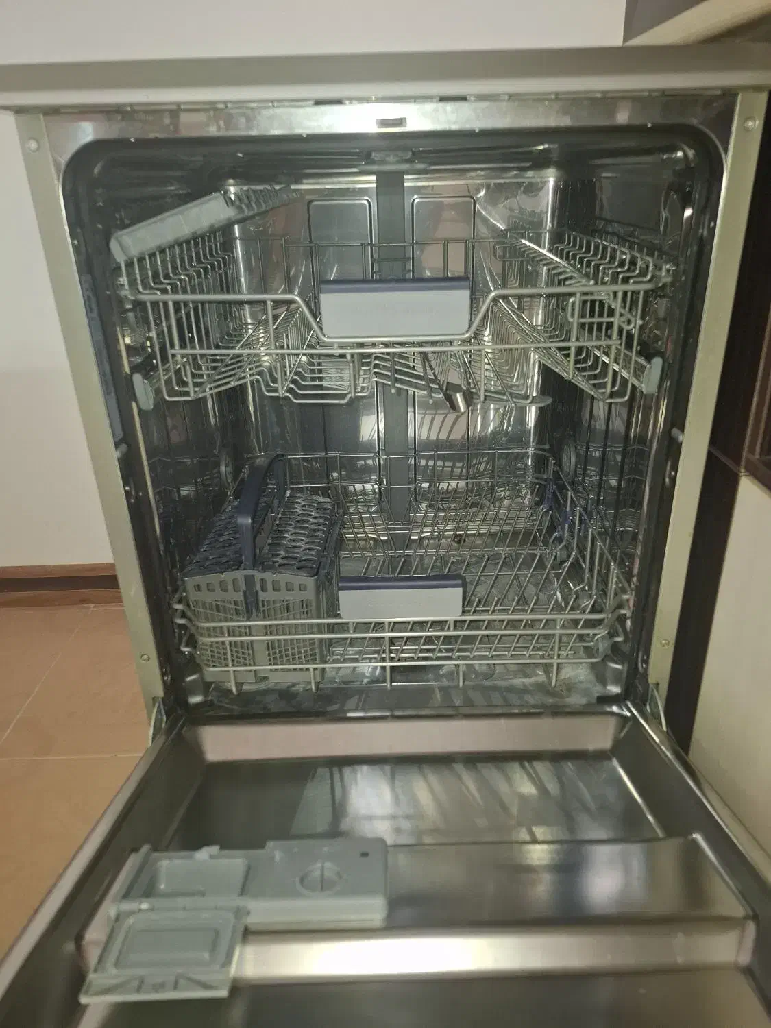 ظرف شویی ۱۴نفره سامسونگ اصل|ماشین ظرفشویی|بابلسر, |دیوار