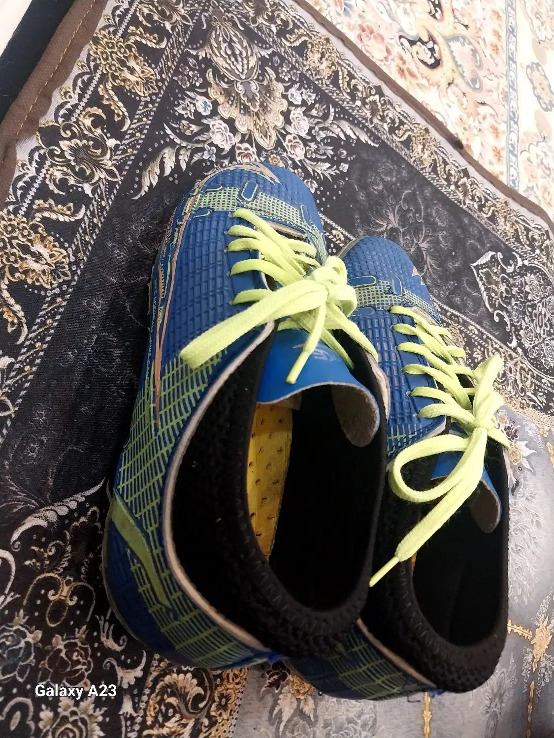 کفش فوتبال|تجهیزات ورزشی|فیروزآباد (فارس), |دیوار