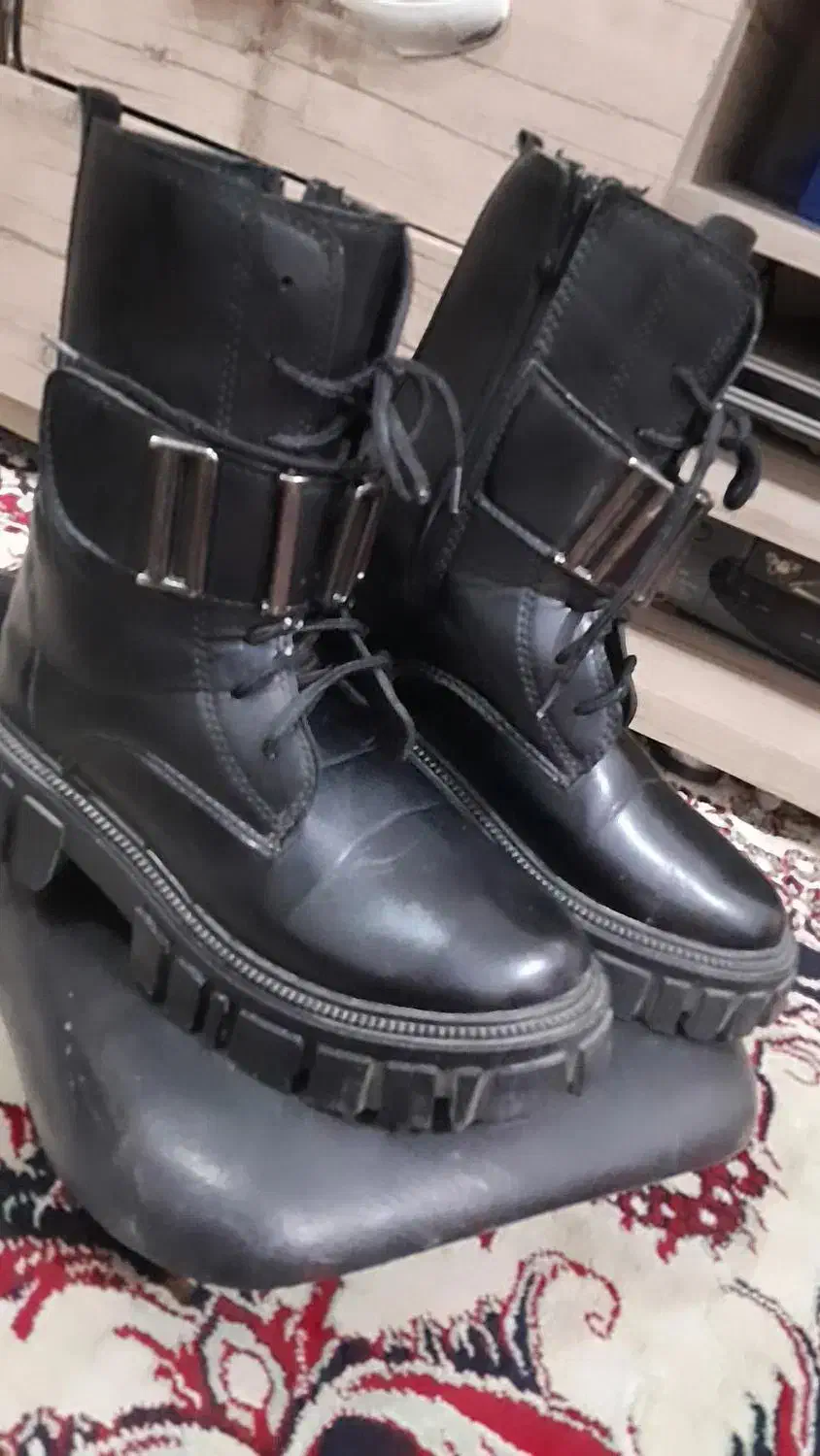 نیم بوت سایز40 نو|کیف، کفش، کمربند|خرمآباد, |دیوار