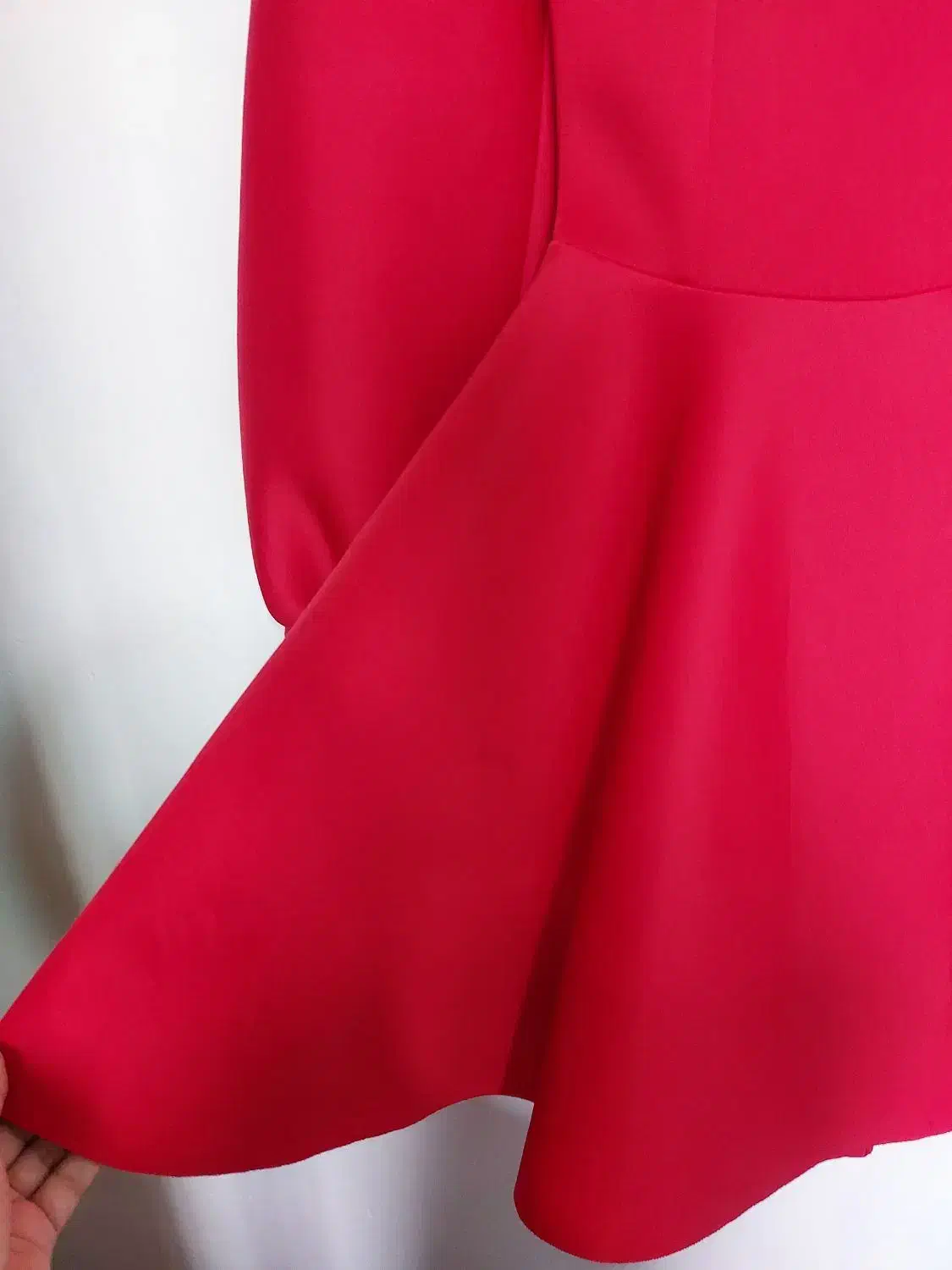 لباس عروسکی|لباس|گرگان, |دیوار