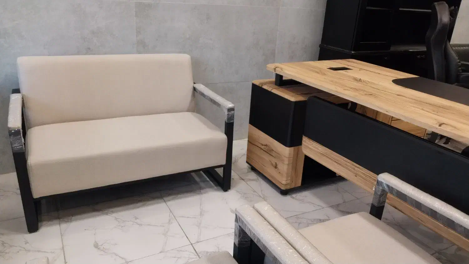 نیم ست و میز و صندلی اداری|دفتر کار|چهاردانگه (تهران), |دیوار