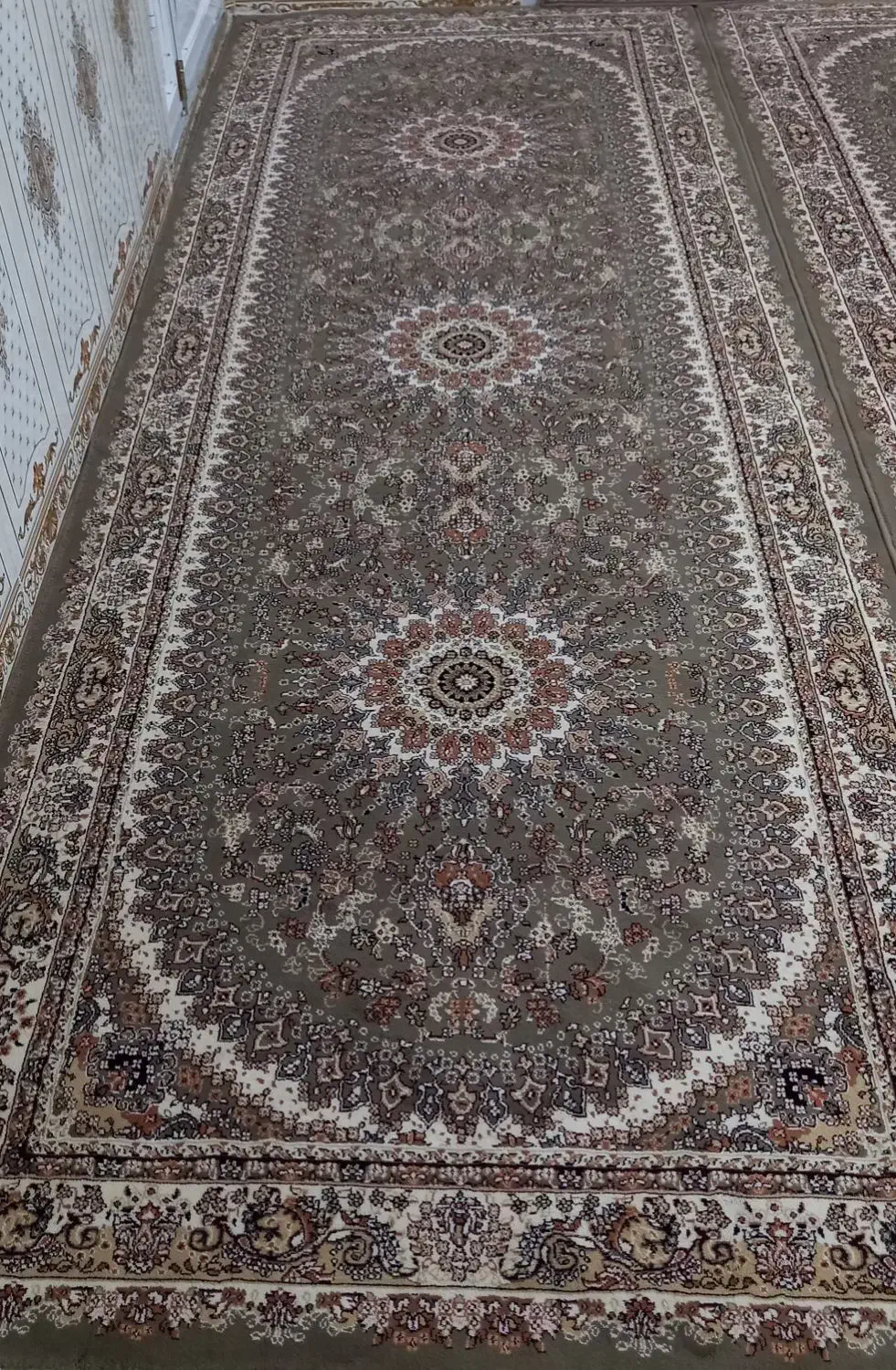 فرش|فرش|ثلاث باباجانی, |دیوار