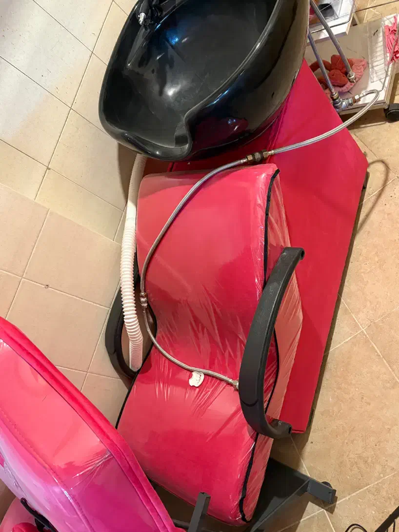 تجهیزات کاملا نو آرایشگاه|آرایشگاه و سالن‌های زیبایی|اصفهان, شهرستان|دیوار