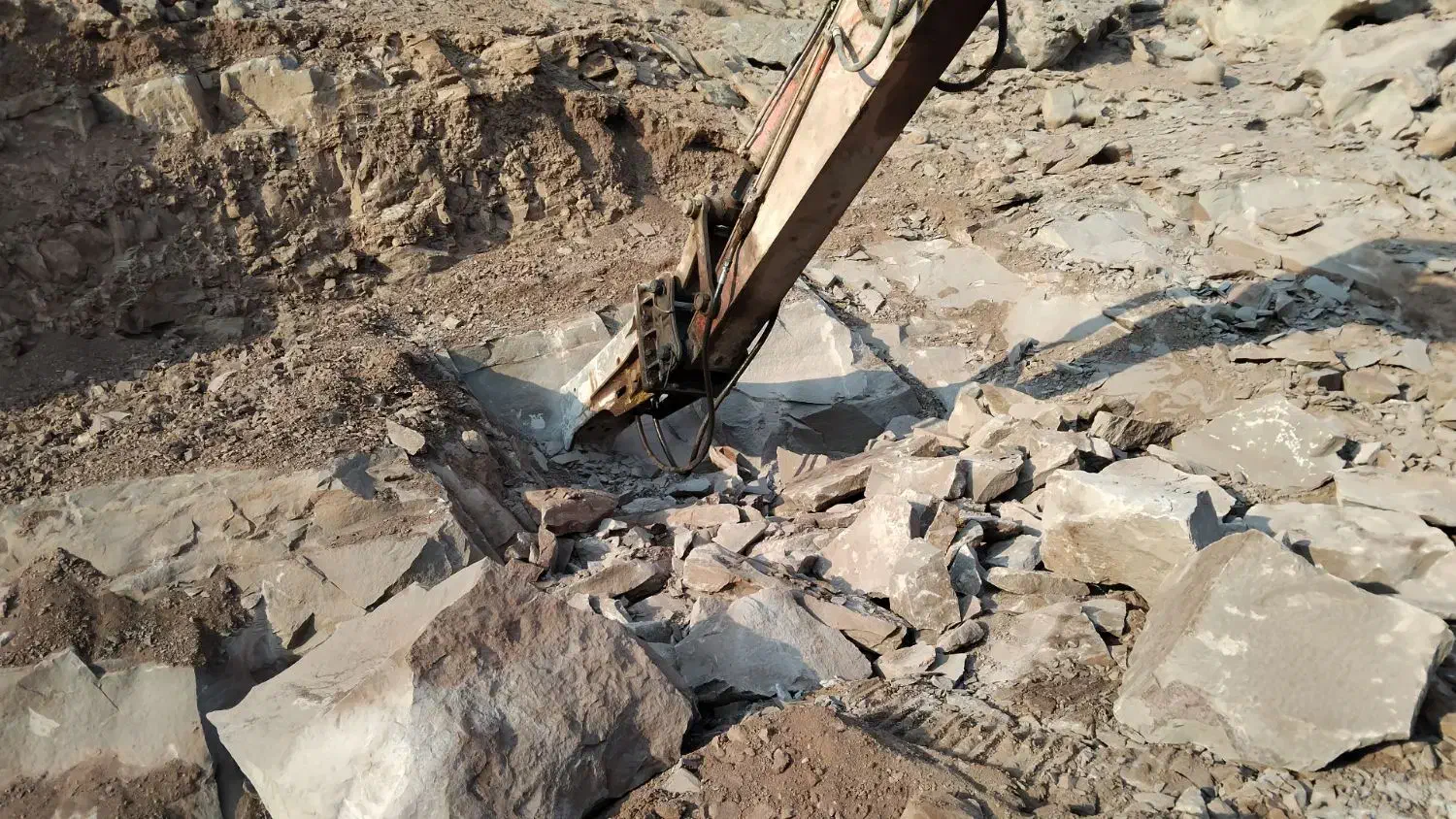 فروش معدن سنگ همراه یا بیل|فروش دفتر صنعتی، کشاورزی، تجاری|تهران, آهنگ|دیوار