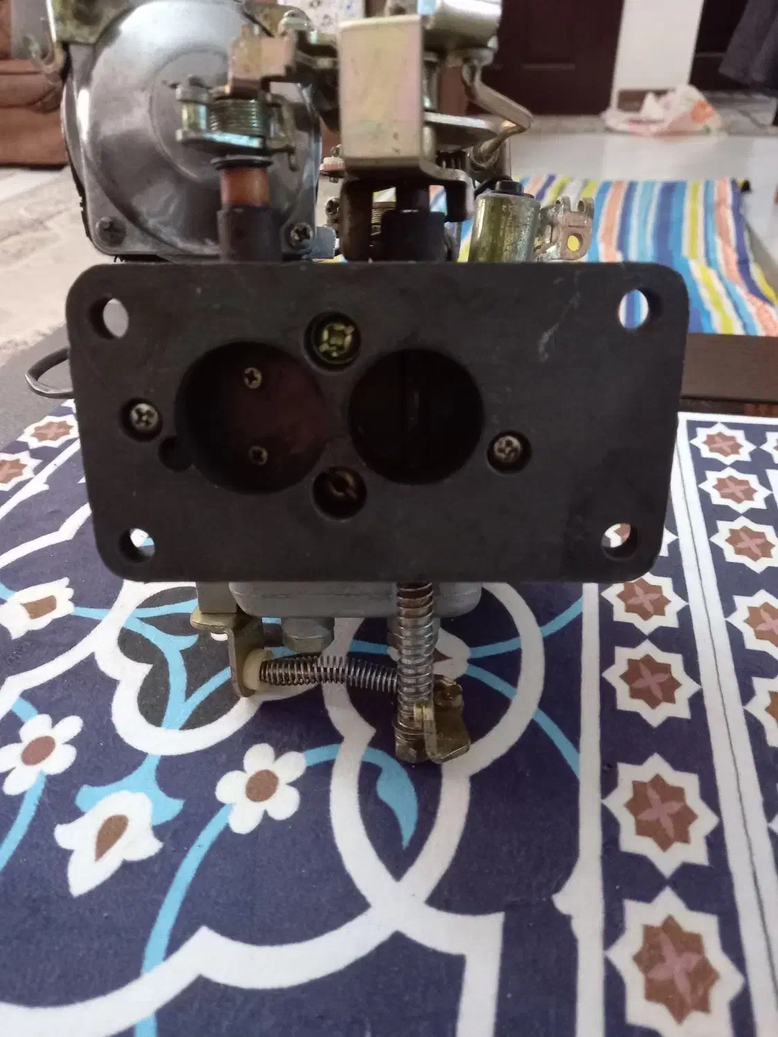 کاربراتور تویتا کورنا|قطعات یدکی و لوازم جانبی|شاهین‌شهر, مخابرات (شهید بهشتی)|دیوار