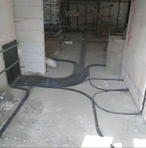 خدمات برق صنعتی و ساختمانی و رفع عیب تجهیزات|خدمات پیشه و مهارت|قم, سالاریه|دیوار