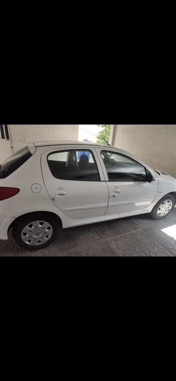 فروش ۲۰۷i سفید در حد صفر|خودرو سواری و وانت|شیراز, شهرک ایثار|دیوار