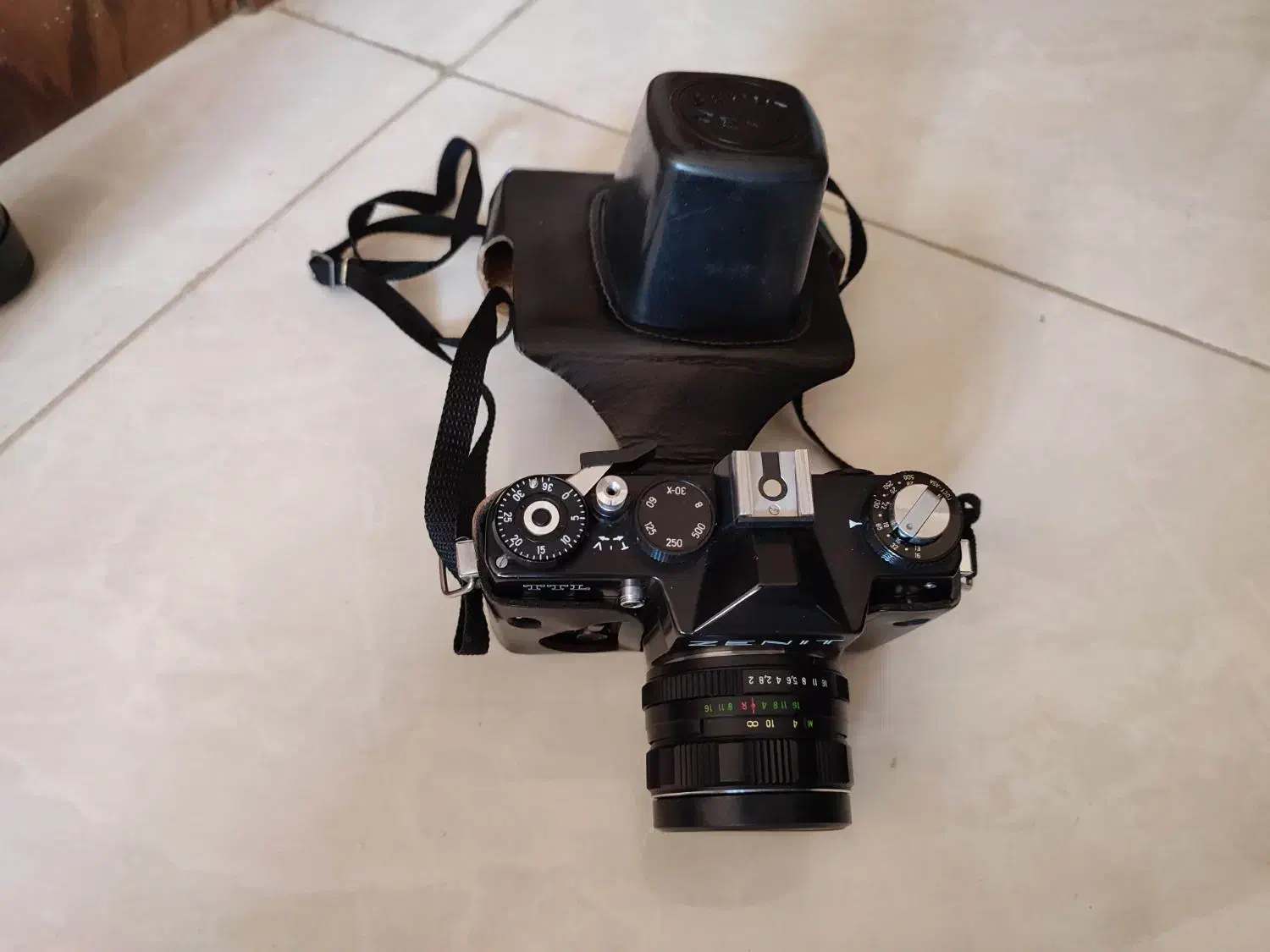 دوربین عکاسی زنیط روسی|کلکسیون اشیاء عتیقه|اصفهان, شیخ اشراق|دیوار