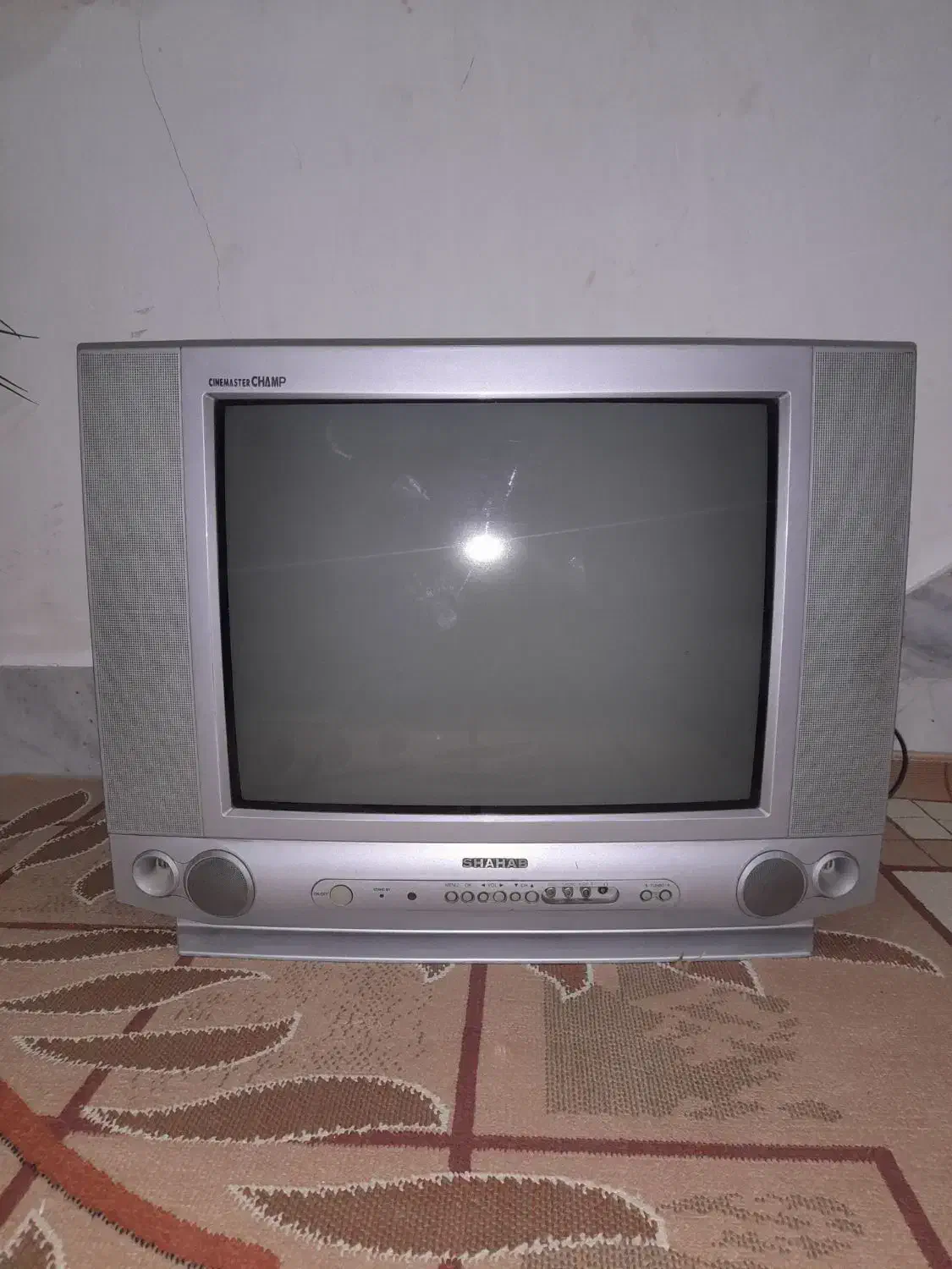 تلویزیون قدیمی شهاب|تلویزیون و پروژکتور|زنجان, |دیوار