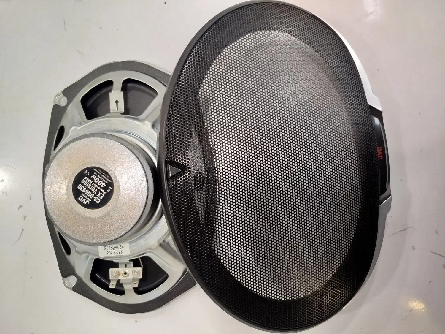 باند بیضی|صوتی و تصویری|شاهینشهر, سعدی جنوبی|دیوار