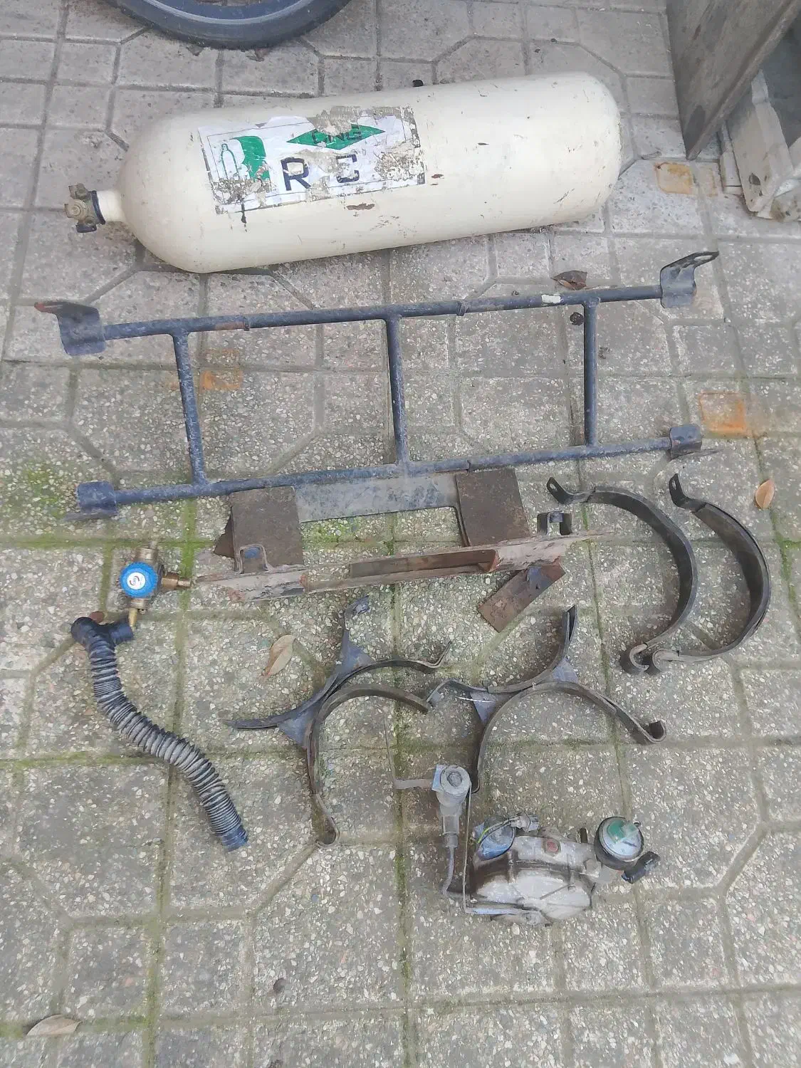 کپسول گاز  cng|قطعات یدکی و لوازم جانبی|آستانه اشرفیه, |دیوار