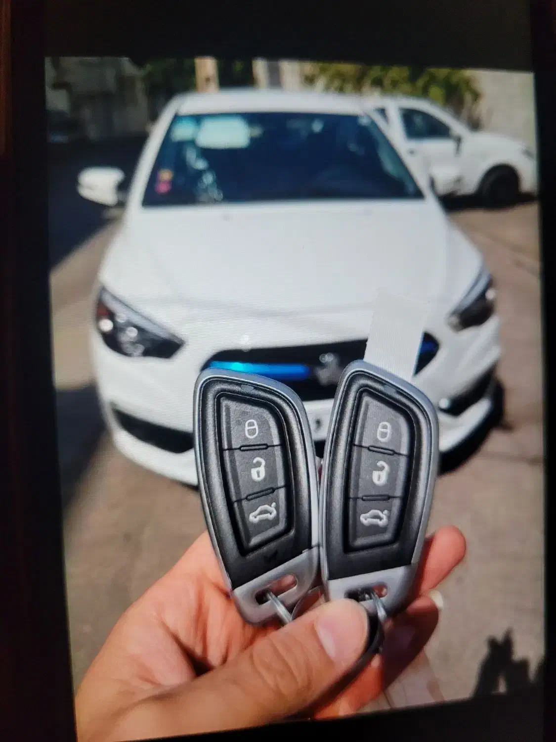 شاهین مدل۴۰۳معاوضه دارم|خودرو سواری و وانت|همدان, |دیوار