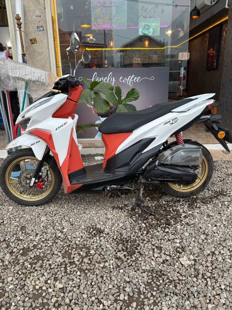 موتور کلیک مدل 1400 تمیز|موتورسیکلت|املش, |دیوار