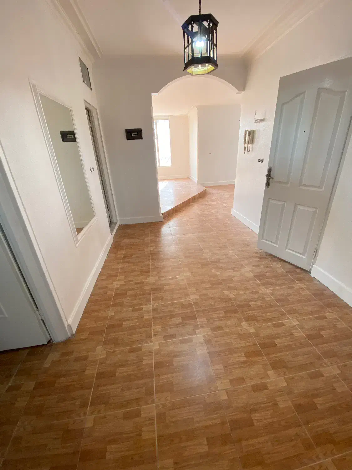 ۱۴۰ متر تک واحدی طبقه اول ۳ خواب|فروش آپارتمان|شاهین‌شهر, چمران|دیوار