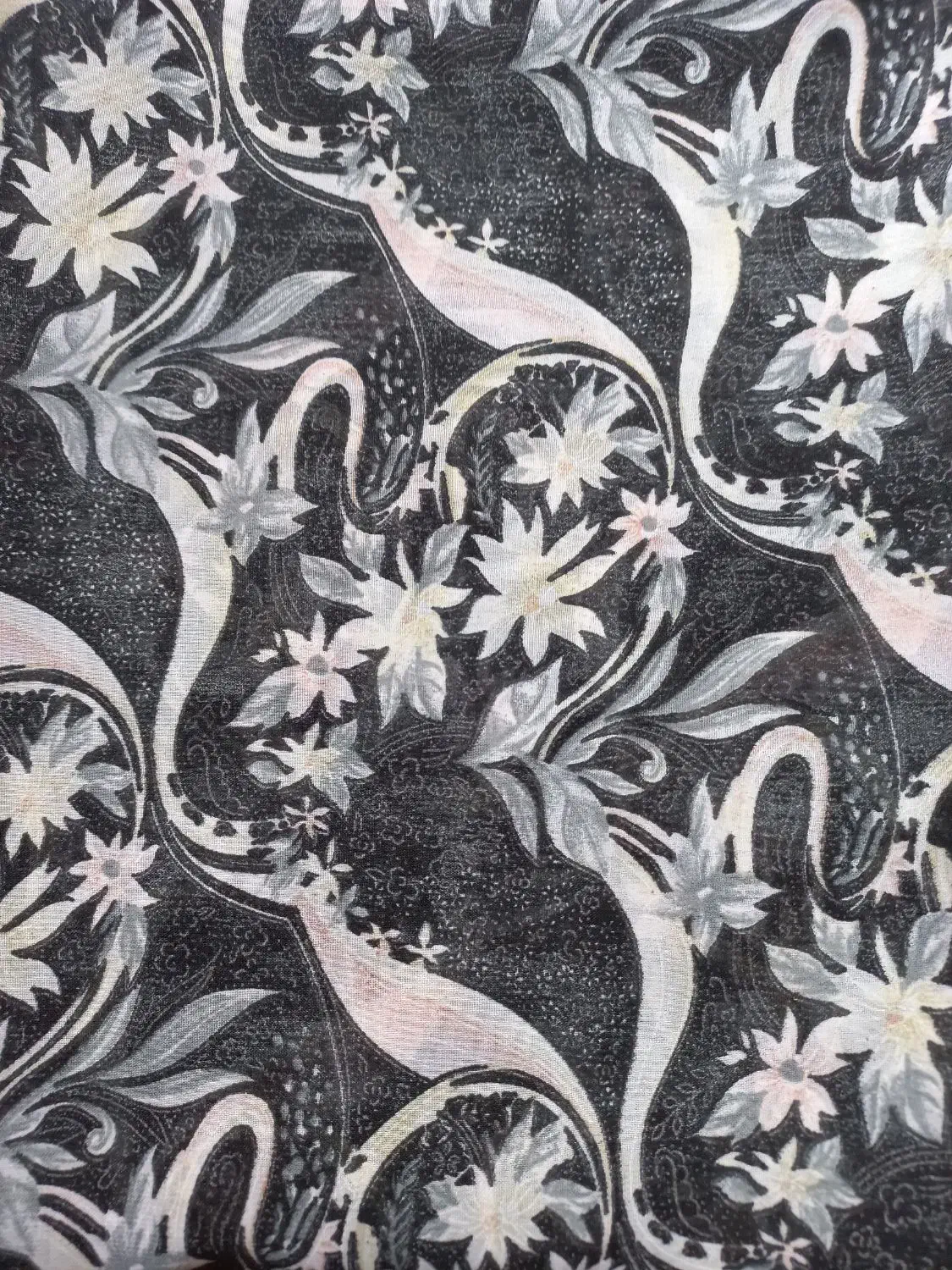 پارچه چادر مجلسی|لباس|اصفهان, جلالیه|دیوار